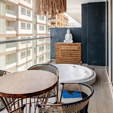 Apartamento Cerca Al Centro, Edificio Dominique Cartagena